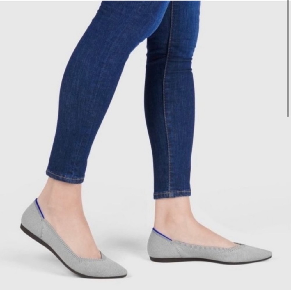 ⭐️ Rothy’s Gray Pointed Toe Flats - Picture 2 of 14
